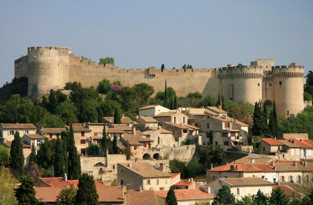 Le Clos Martin Eyragues ภายนอก รูปภาพ
